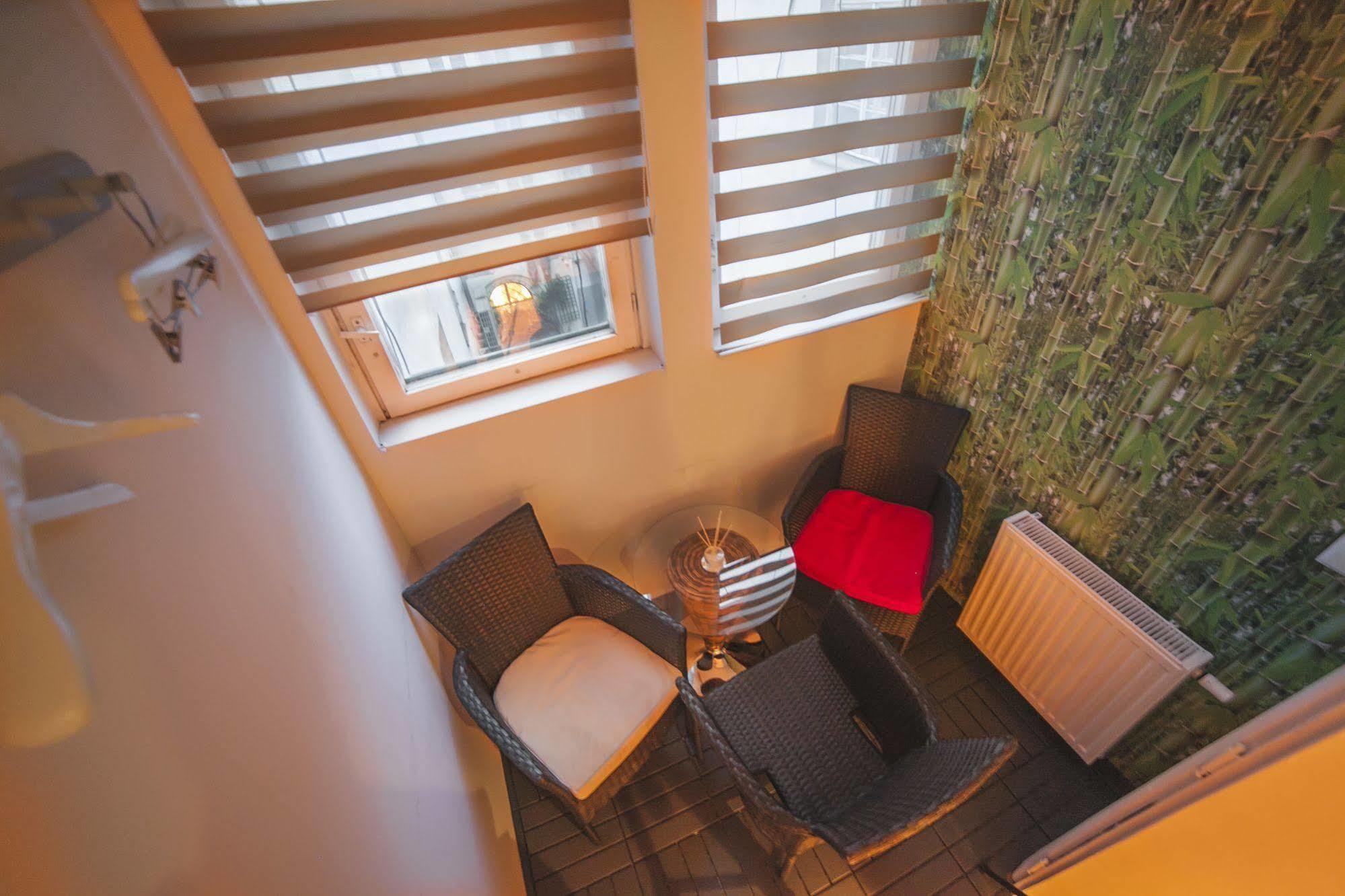 Residence B&B La Fontaine Aparthotel Krakow Exterior photo